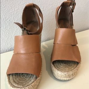 Treasure & Bond Wedges